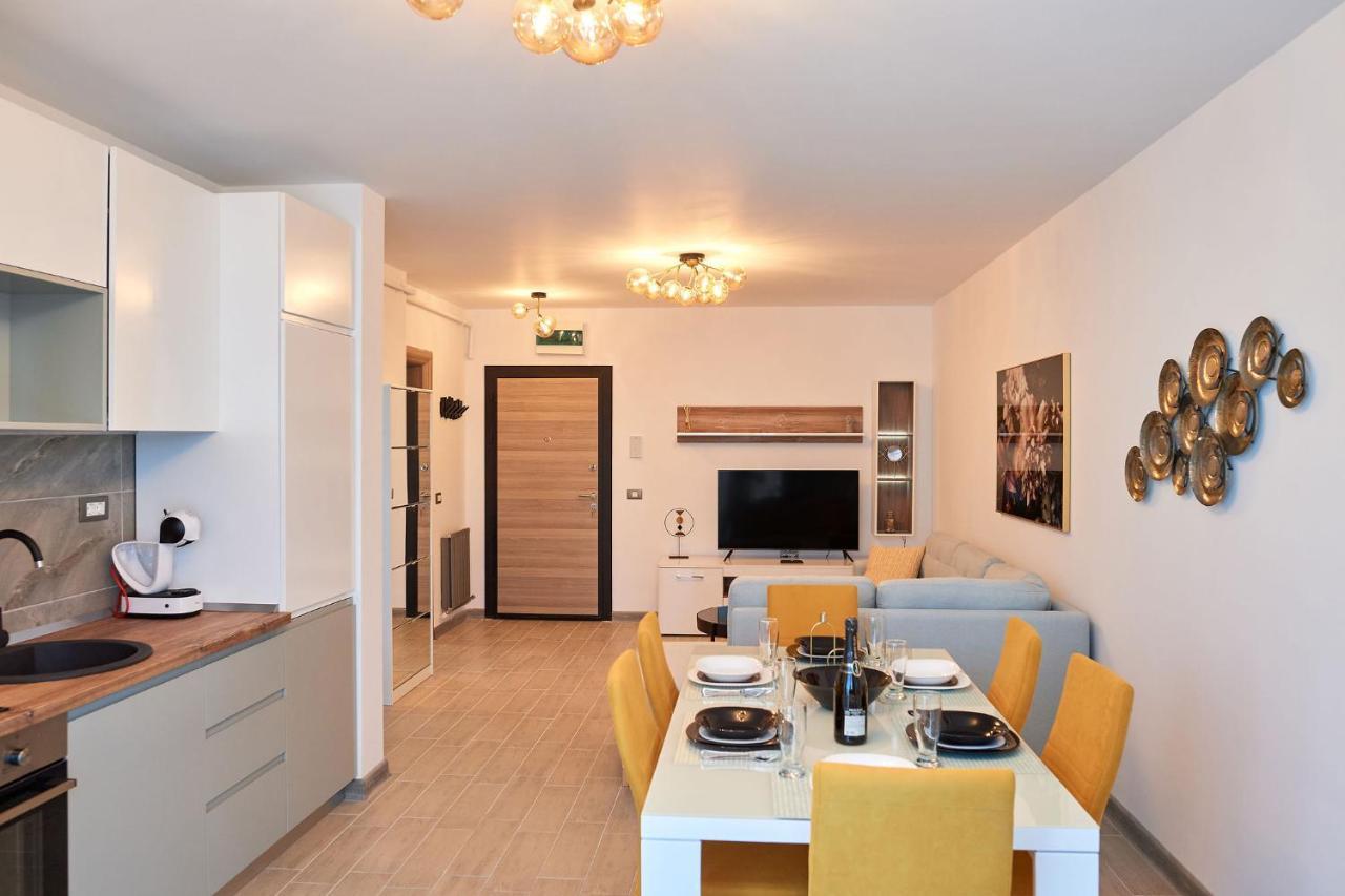 Năvodari Mimosa Luxury Apartment 161 Spa N Pool Beach Resort מראה חיצוני תמונה